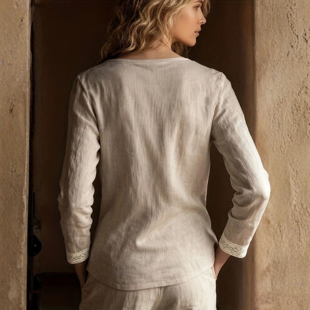 Olivia | Women’s Vintage Lace Collar Long Sleeve Blouse