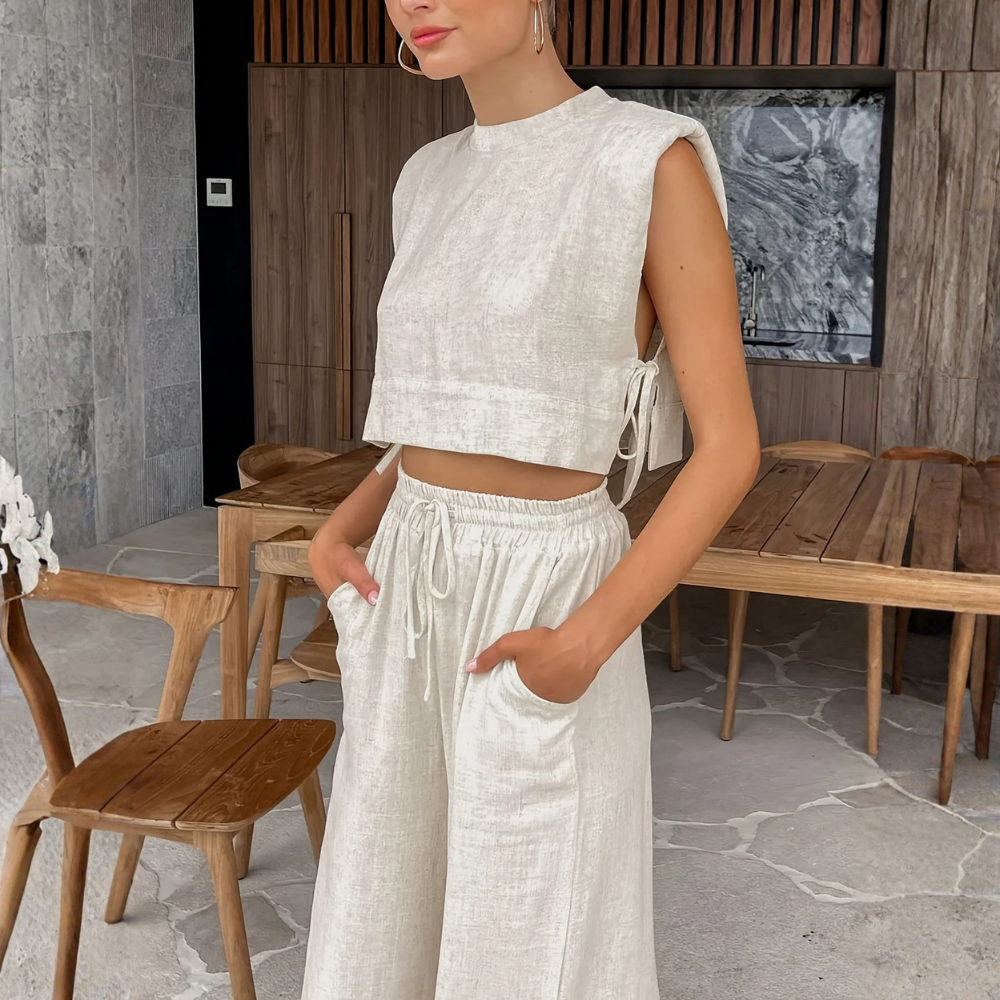 | Women’s Round Neck Vest and Cropped Wide Leg Pants Set