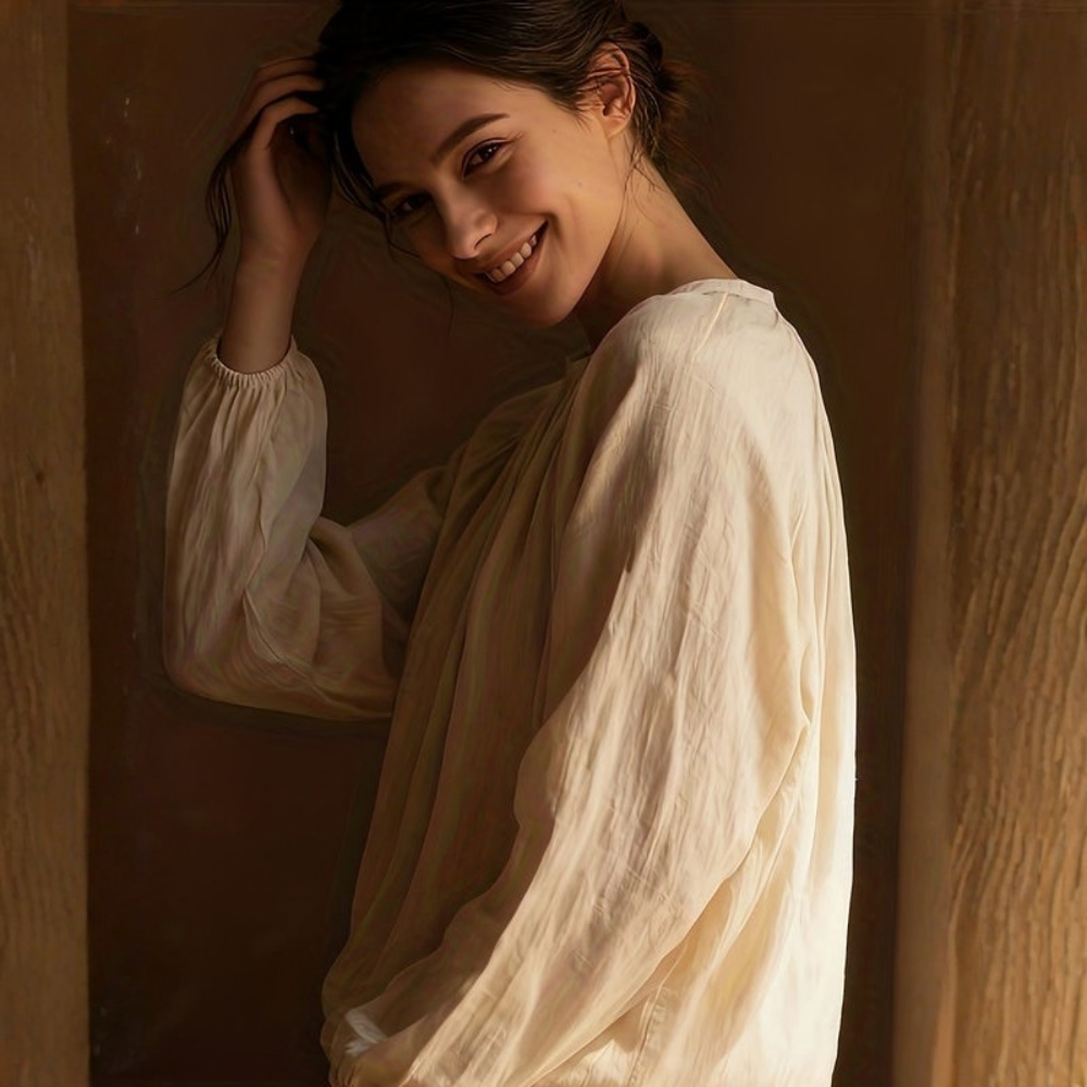 Michelle | Women’s Minimalist Style Long Sleeve Blouse