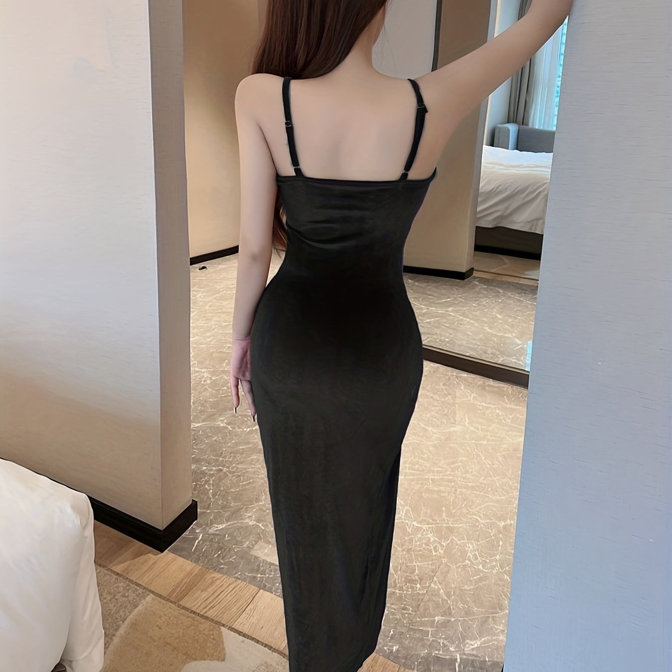 | Elegant Evening Dress Ruched Detail Sleeveless Design