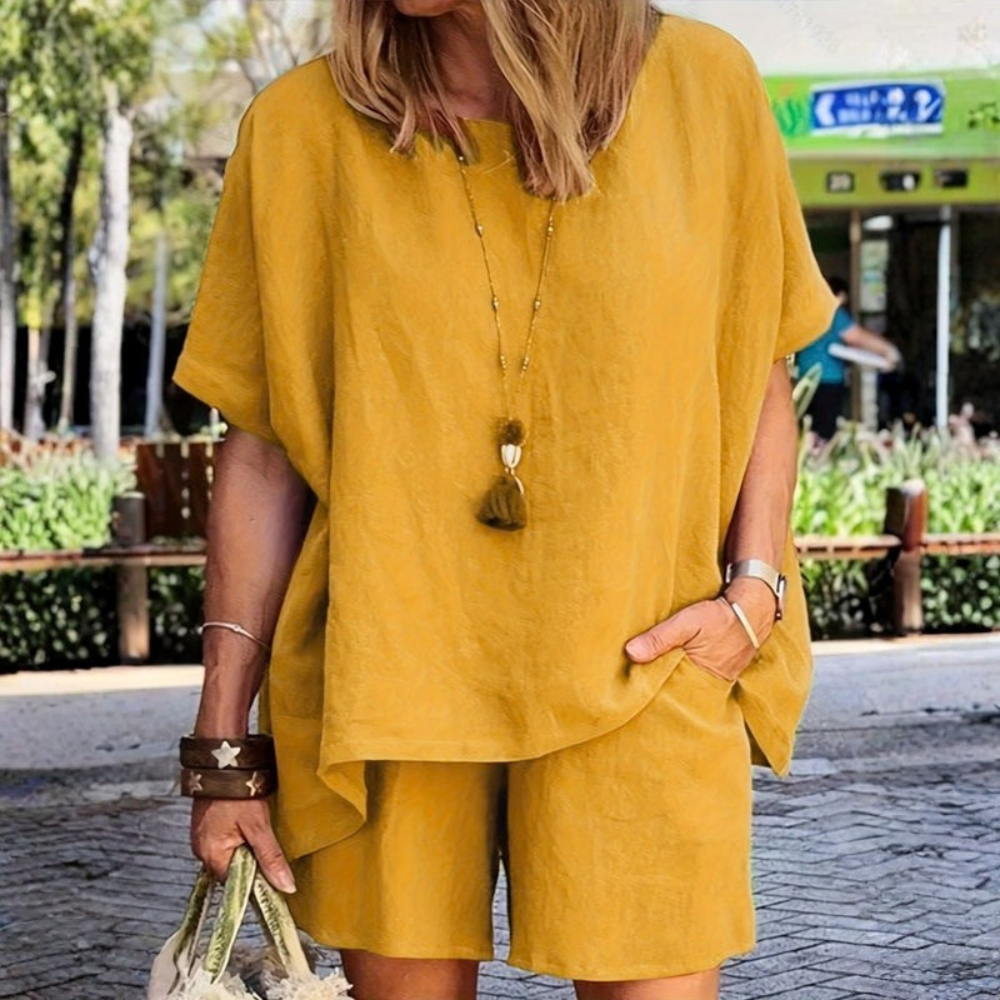 Women’s Casual Solid Color Top and Shorts Set