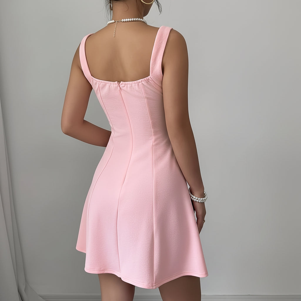 Sleek Dress with Smooth Sleeveless Cut