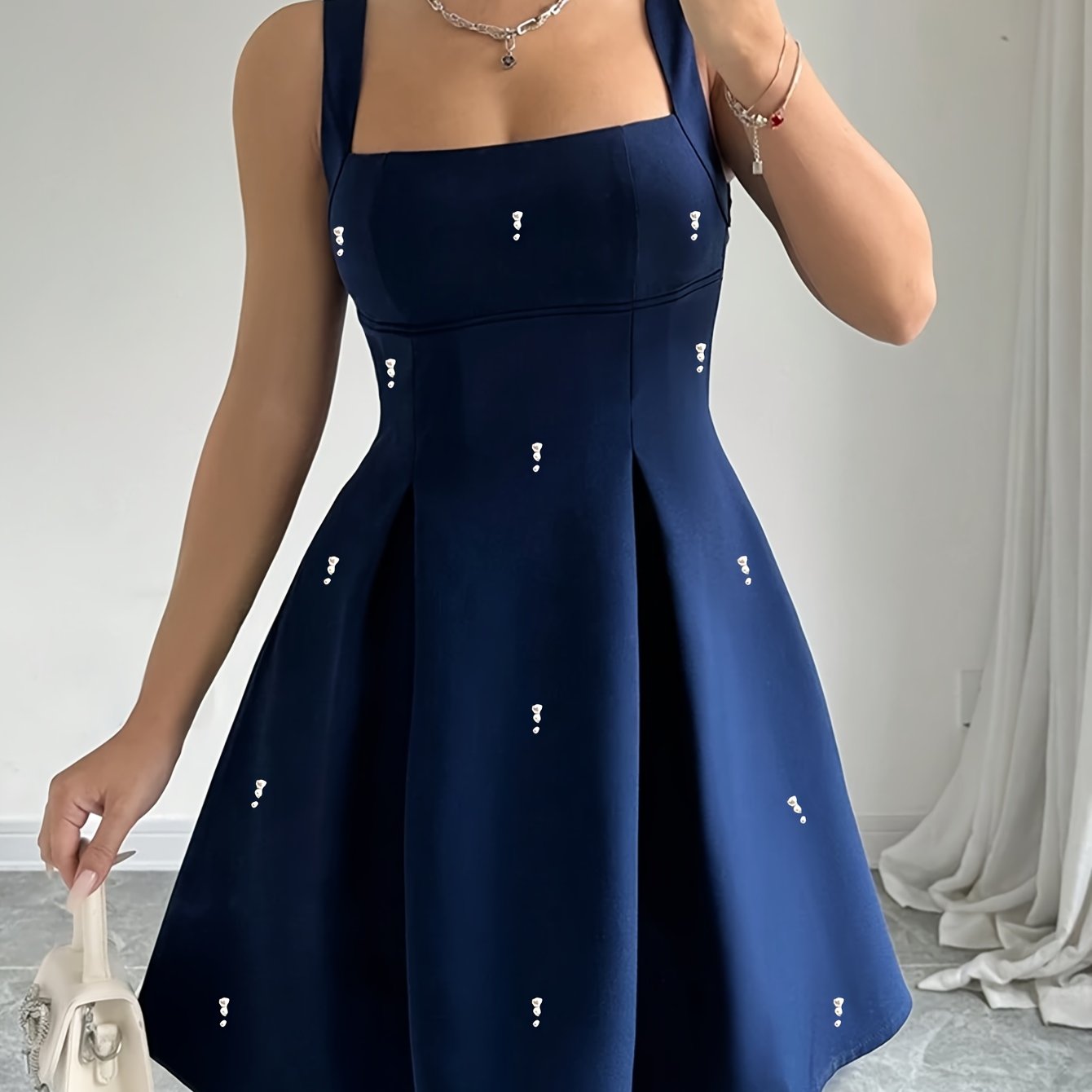 Sleek Dress with Smooth Sleeveless Cut