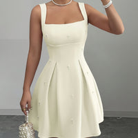 Sleek Dress with Smooth Sleeveless Cut