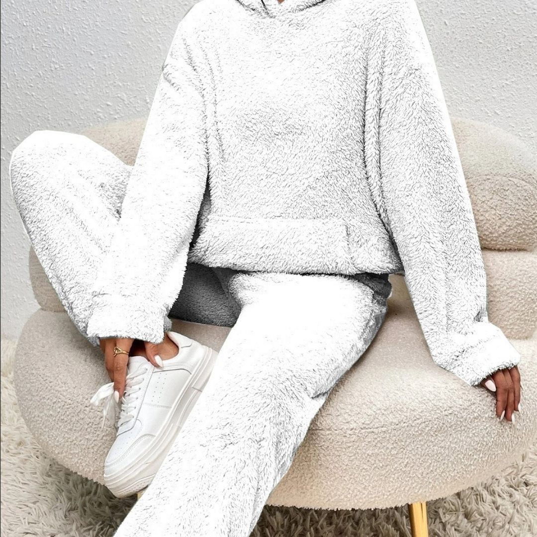 Alexa | Cozy Hooded Lounge Set for Effortless Style and Comfort 4