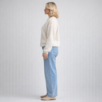 CHELSEA – Airy Mohair Knit Pullover with Graceful Fit