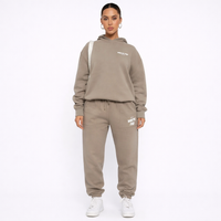MADISON – Modern Lounge Tracksuit with Relaxed Athletic Silhouette
