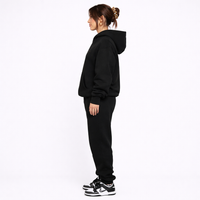 MADISON – Modern Lounge Tracksuit with Relaxed Athletic Silhouette