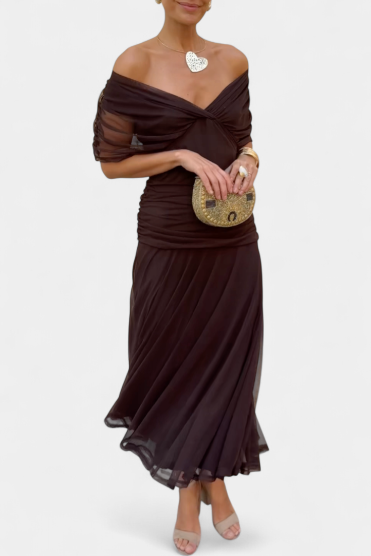 Elegant Off-Shoulder Evening Dress - Plus Size Formal Gown for Weddings 5