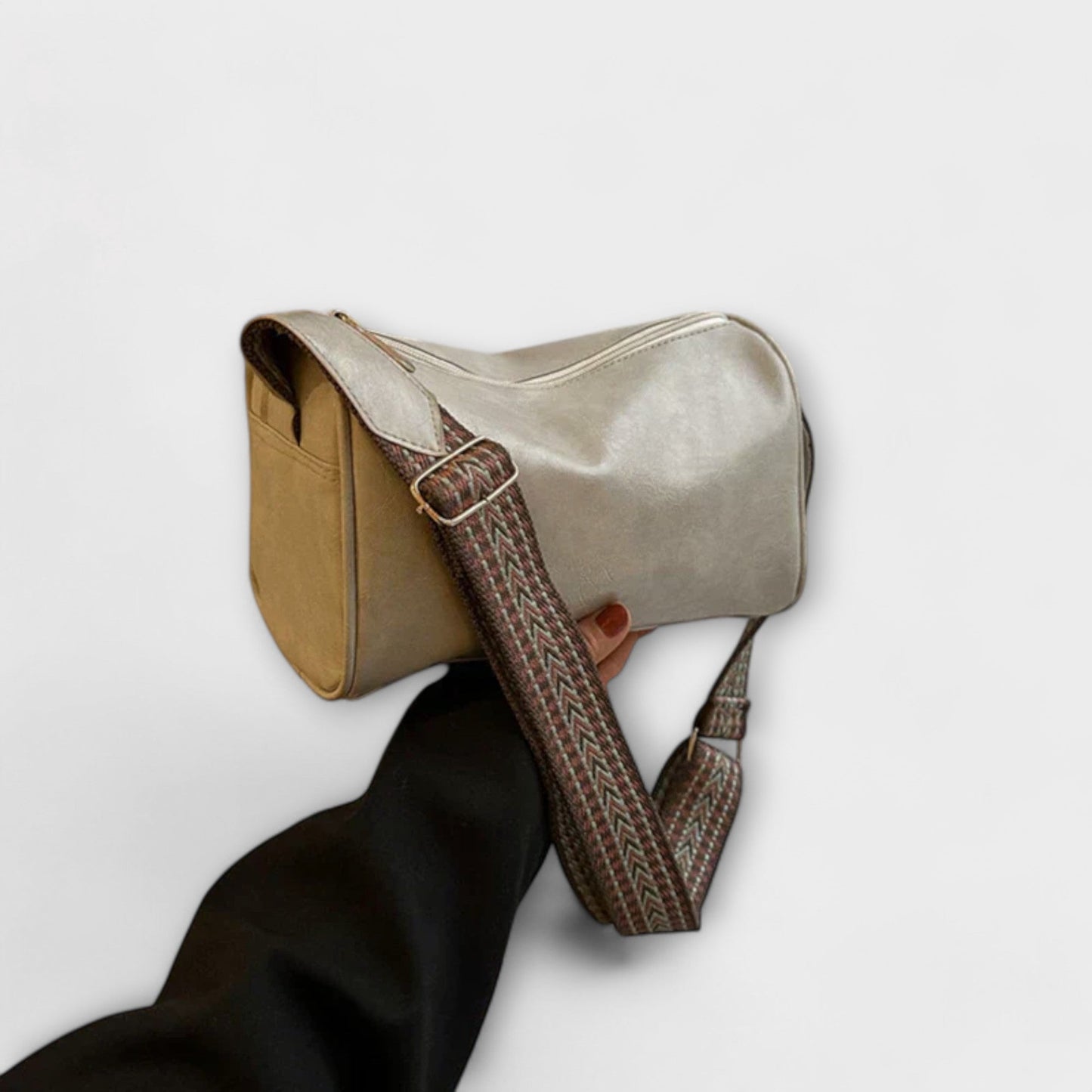 | Women’s Contemporary Everyday Shoulder Style Handbag