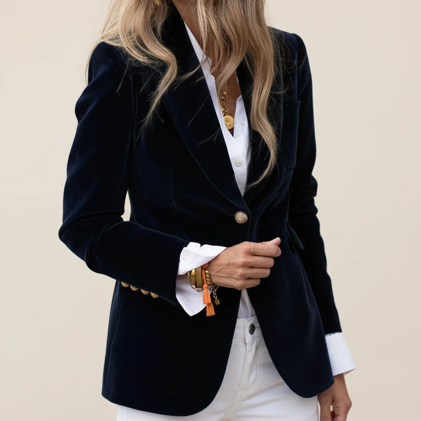 Sophia | Classic Notched Lapel Blazer in High-Quality Fabric for Effortless Elegance 3