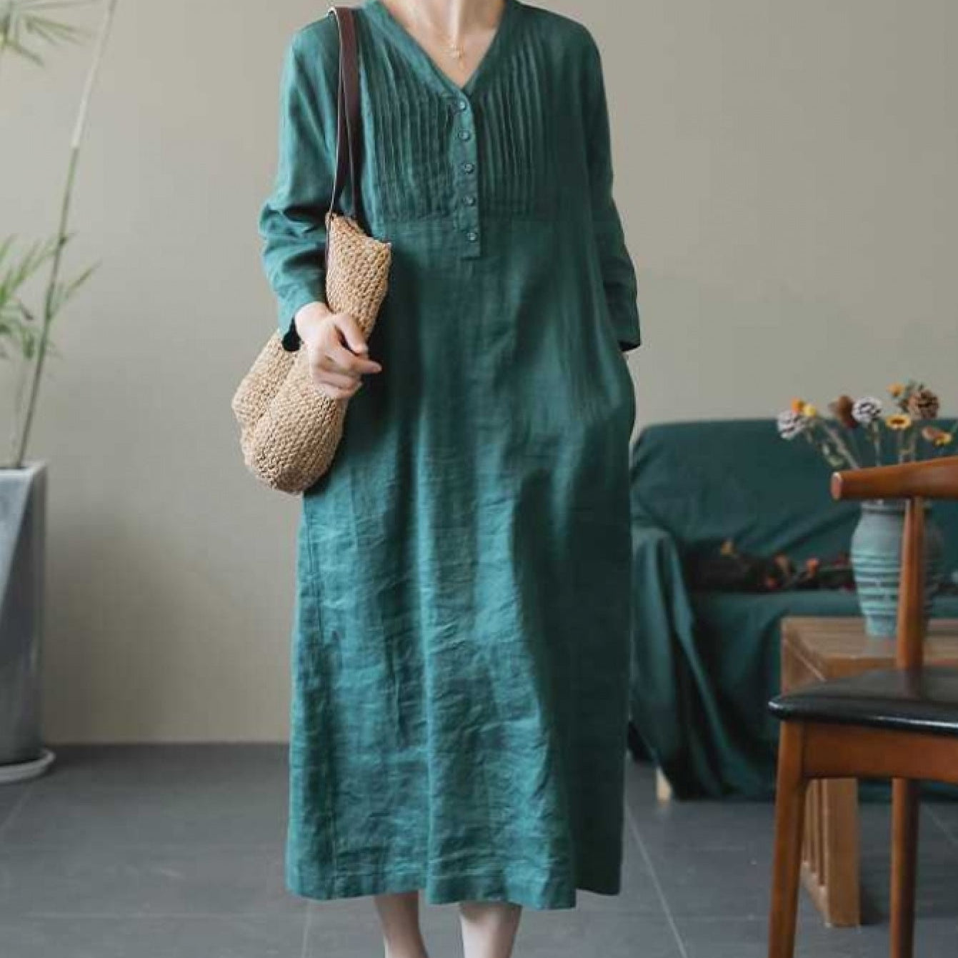 | Versatile Long Dress with Accordion Pleats and Breathable Linen Fabric