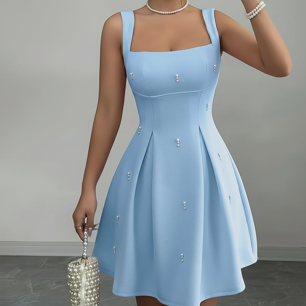 Sleek Dress with Smooth Sleeveless Cut